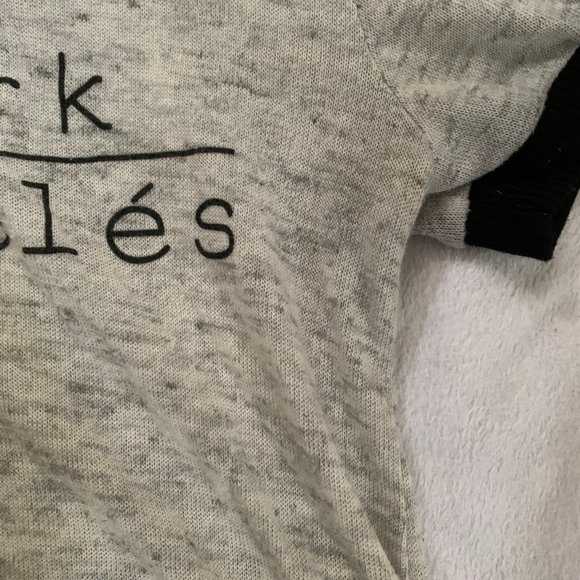 Forever 21 Cropped Graphic Tee - Picture 2 of 4